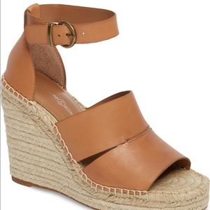 treasure & bond sannibel (6.5)